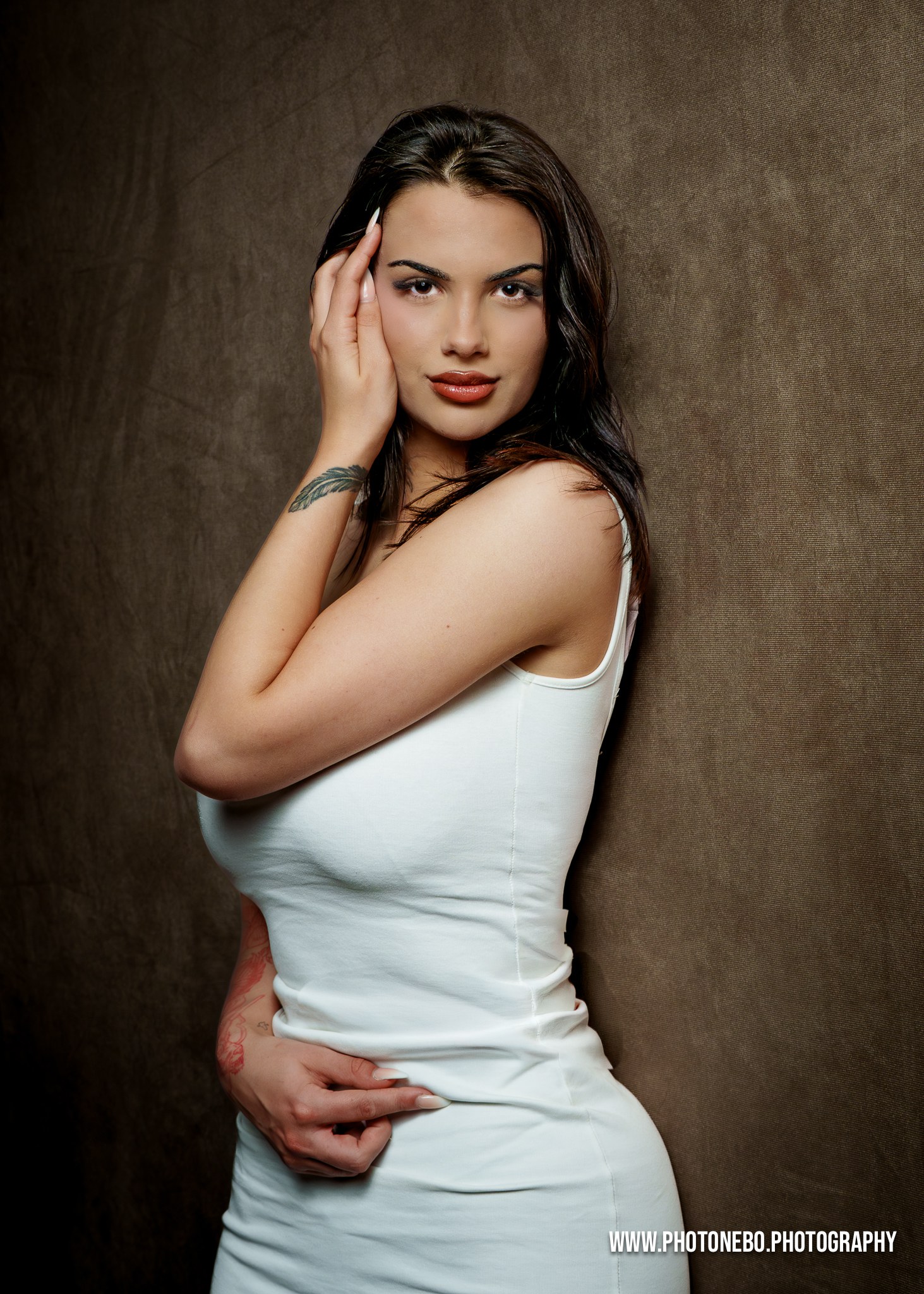 Beginner model photoshoot with posing guidance in Vienna