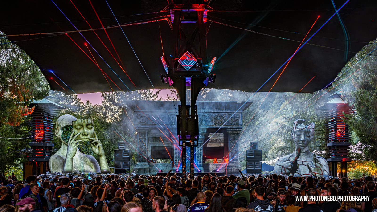 Mo:Dem Festival crowd and visual effects photography