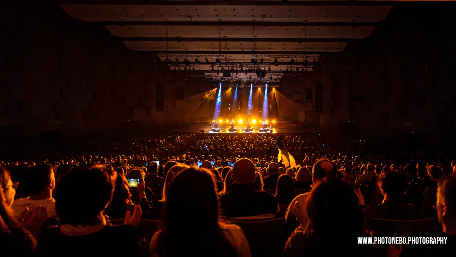 40 Fingers Concert - capturing magic of acoustic guitars